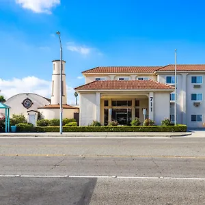 Brookhurst Plaza Hotel